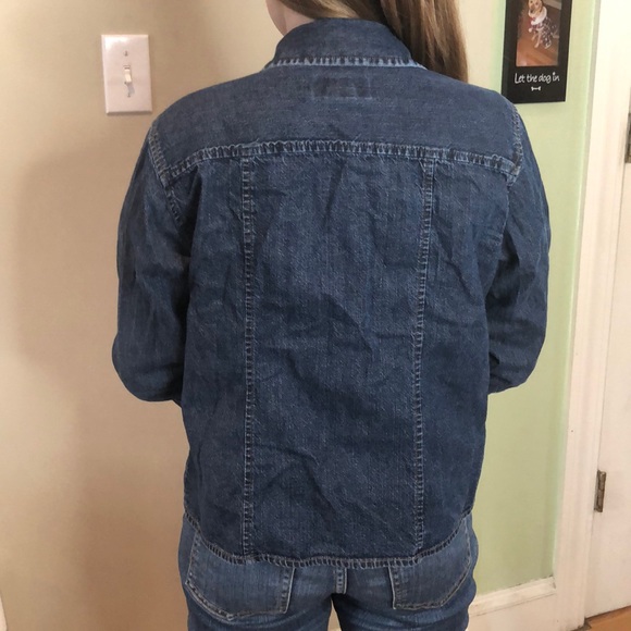 Eddie Bauer PS blue denim snap button shirt - Picture 4 of 6